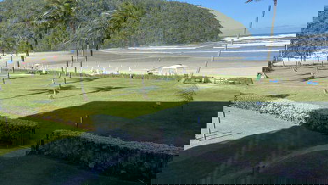 Apartment in Riviera facing the beach with a wonderful view.