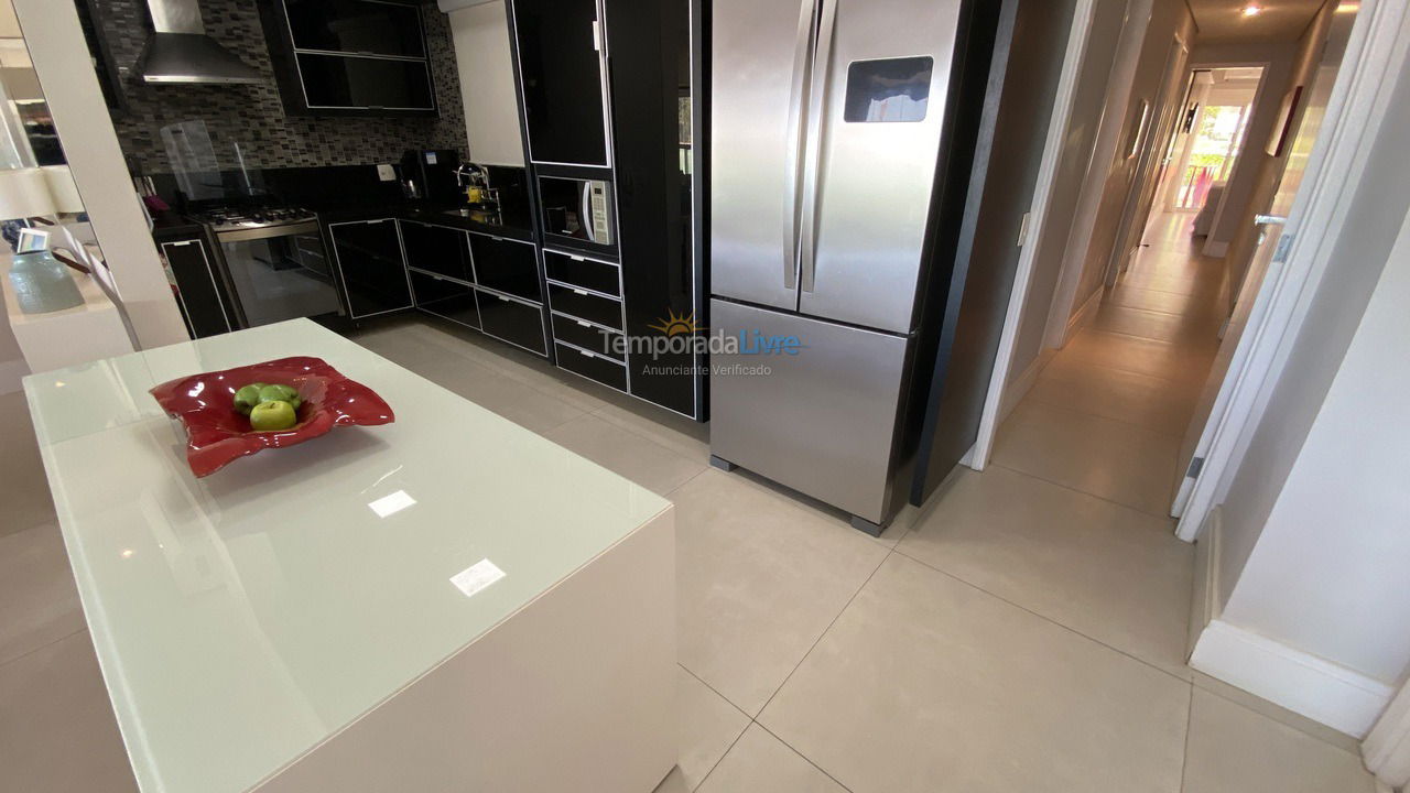 Apartment for vacation rental in Bertioga (Riviera de São Lourenço)