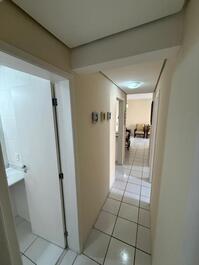 Banheiro social + hall