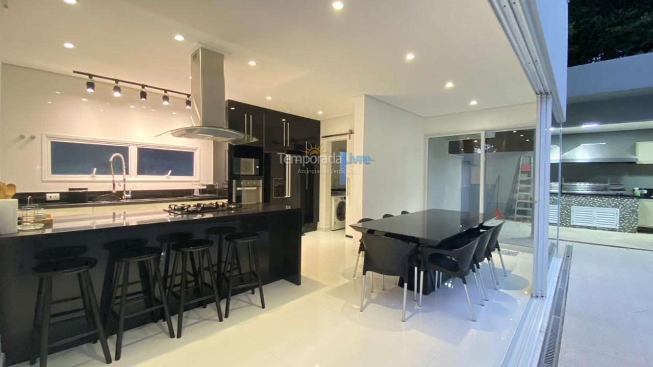 Casa para alquiler de vacaciones em Bertioga (Riviera de São Lourenço)