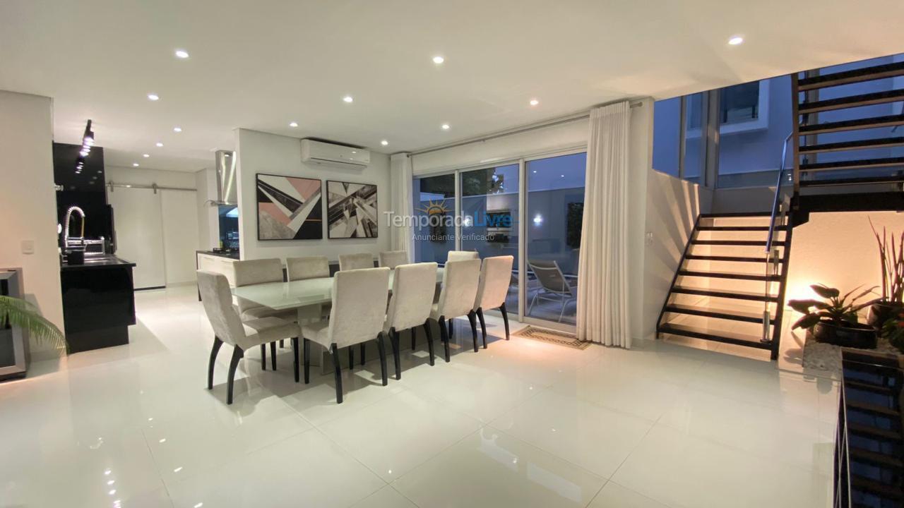 Casa para alquiler de vacaciones em Bertioga (Riviera de São Lourenço)