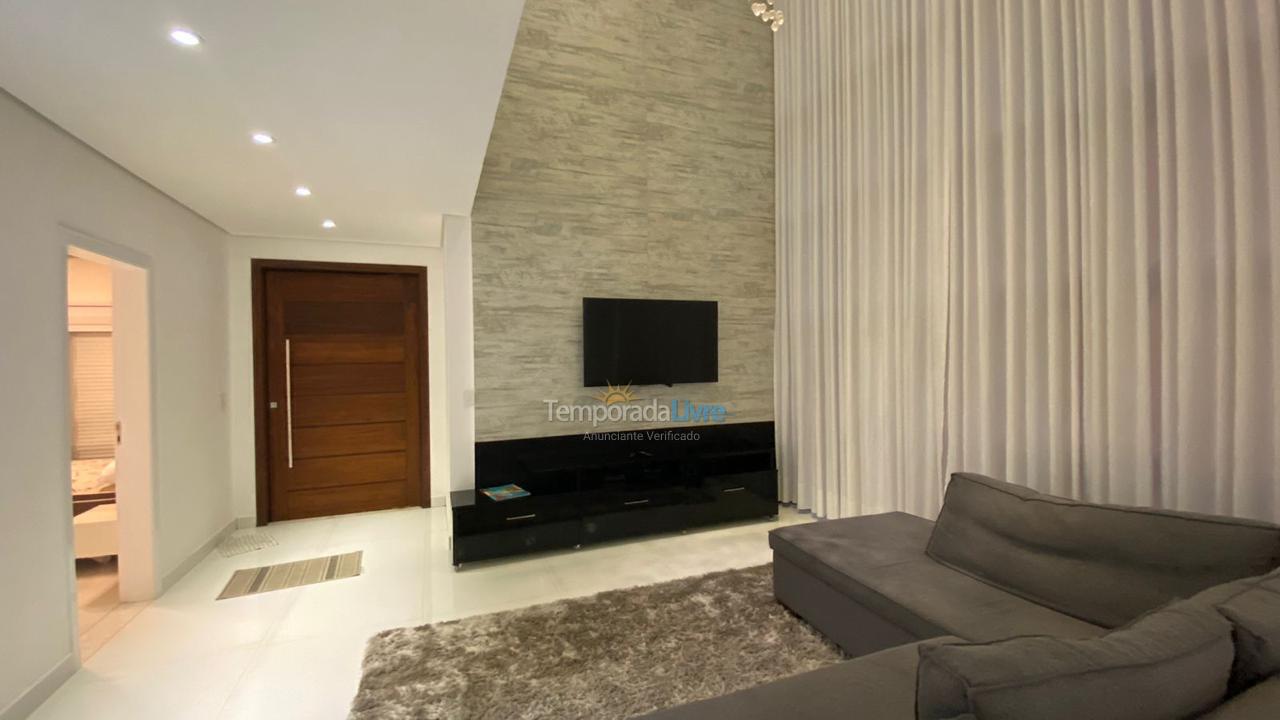 Casa para alquiler de vacaciones em Bertioga (Riviera de São Lourenço)