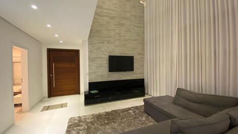 Mansión de 5 suites en Riviera d'São Lourenço