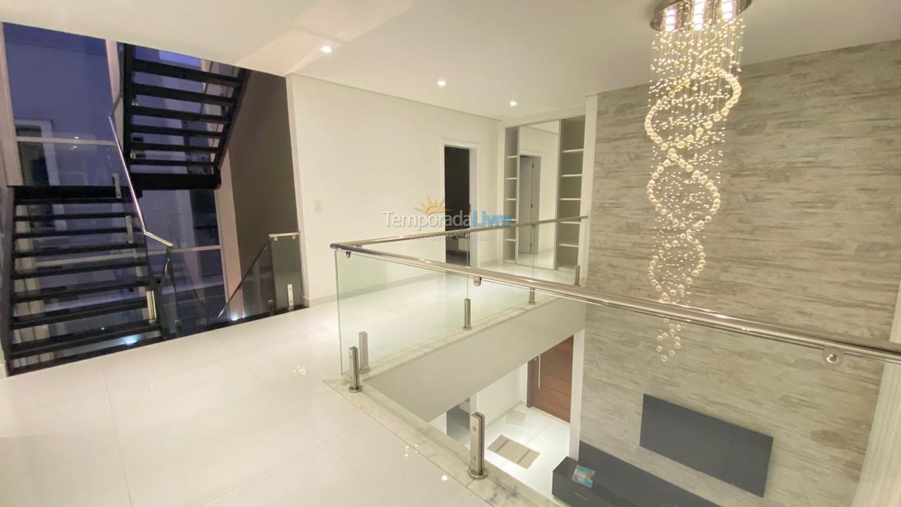 Casa para alquiler de vacaciones em Bertioga (Riviera de São Lourenço)