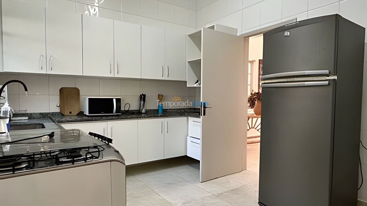 Casa para aluguel de temporada em Bertioga (Riviera de São Lourenço)