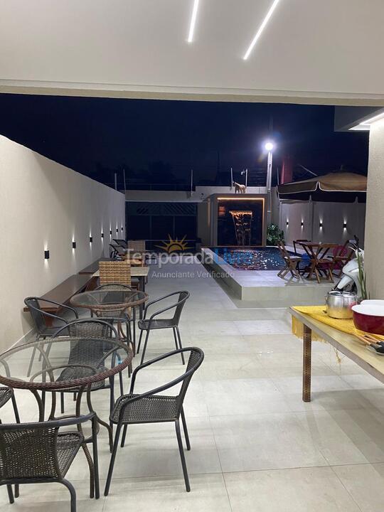 Casa para aluguel de temporada em Guarujá (Jardim Virgínia)