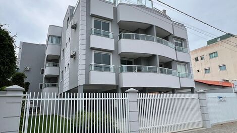 Fachada mar azul village