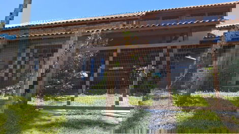 Casa rústica com 3 dormitórios em Garopaba SC