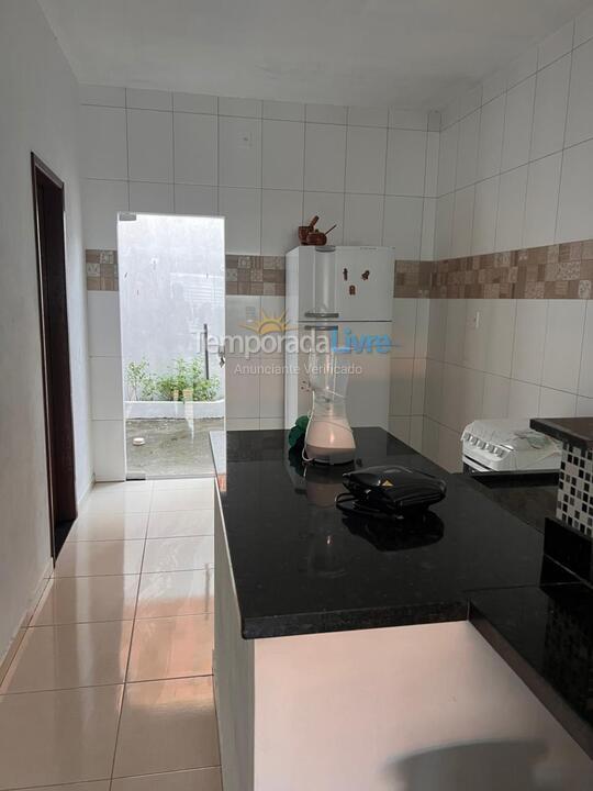 Casa para aluguel de temporada em Valença (Guaibim)