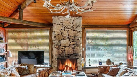 LB - SE16 Refúgio em Corrêas 05 Suítes Aluguel de Temporada