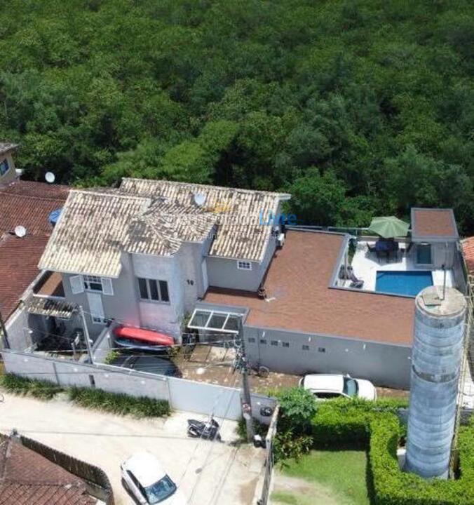 Casa para aluguel de temporada em São Sebastião (Barra do Sahy)