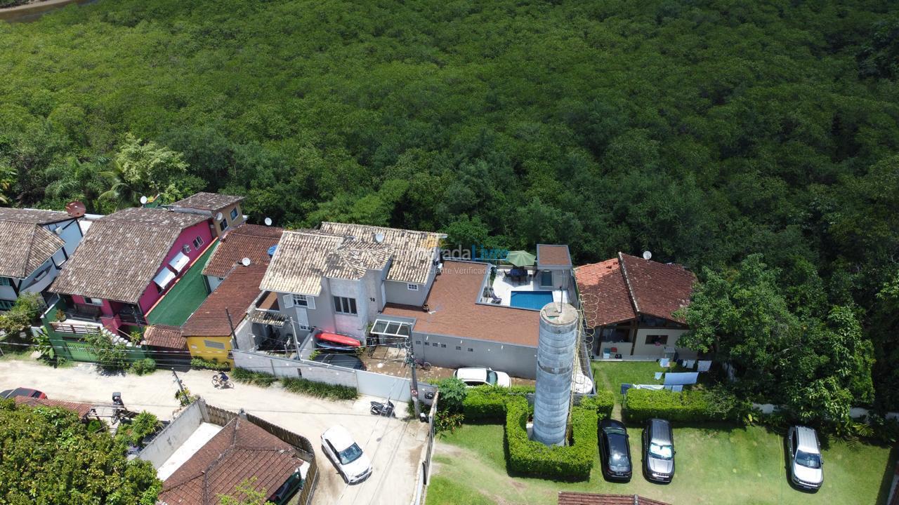 Casa para aluguel de temporada em São Sebastião (Barra do Sahy)