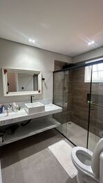 Linda casa na barra do sahy.