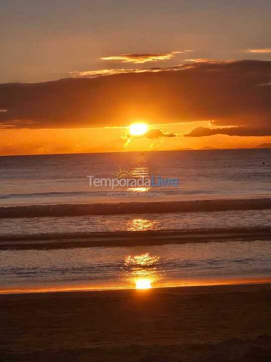 Casa para aluguel de temporada em São Sebastião (Barra do Sahy)