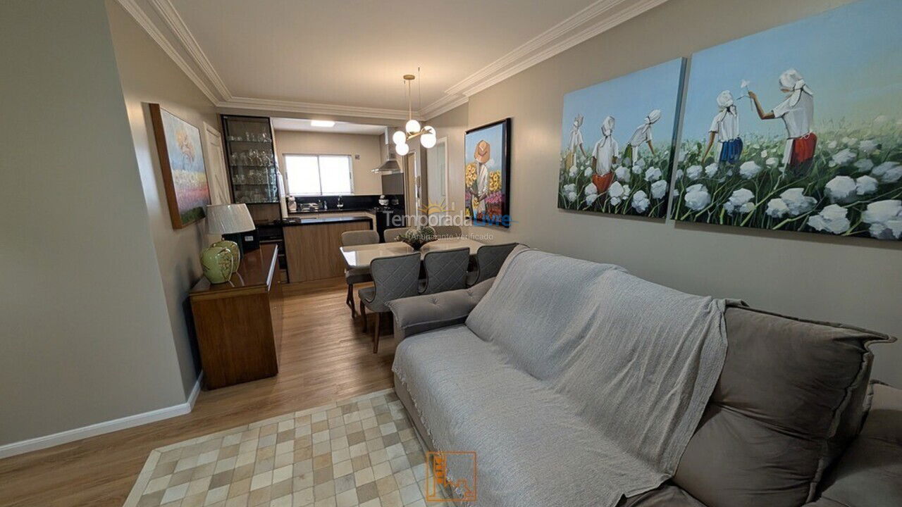 Apartamento para aluguel de temporada em Balneário Camboriú (Centro)