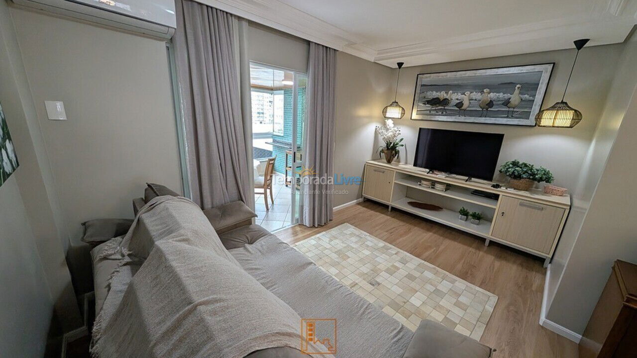 Apartamento para aluguel de temporada em Balneário Camboriú (Centro)