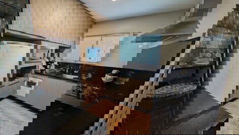 Temporada na Av Brasil em Balneário Camboriú