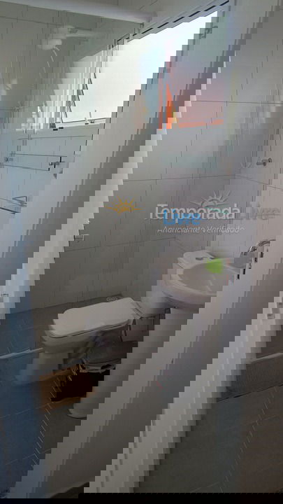 Apartamento para aluguel de temporada em Bertioga (Praia da Enseada)