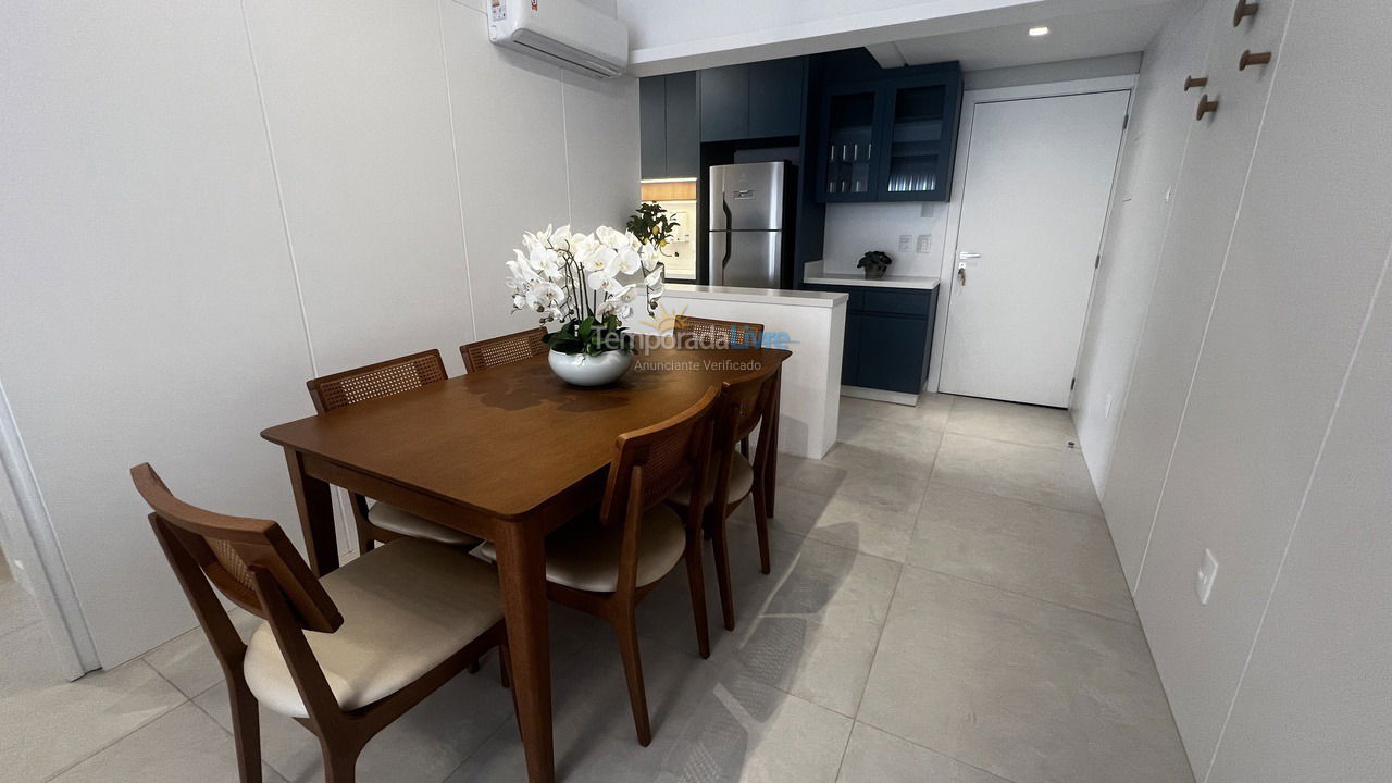 Apartment for vacation rental in Balneário Camboriú (Centro)