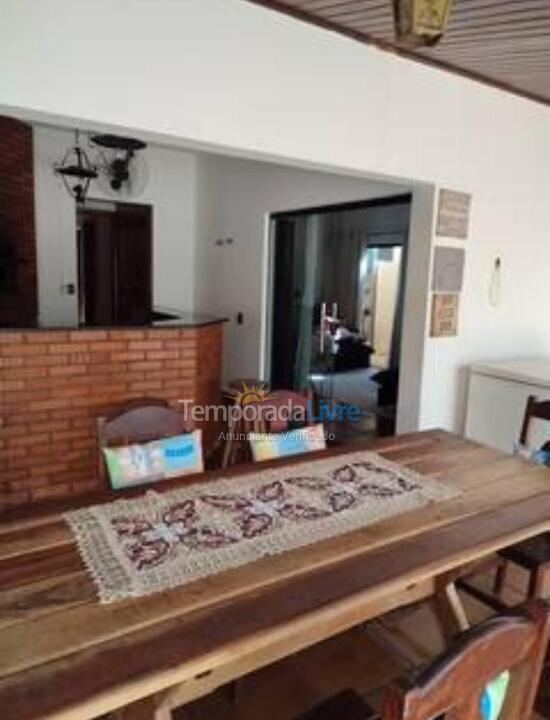 Casa para aluguel de temporada em Campo Grande (Jardim dos Estados)