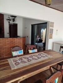 Casa Espaçosa piscina e churrasqueira área Central