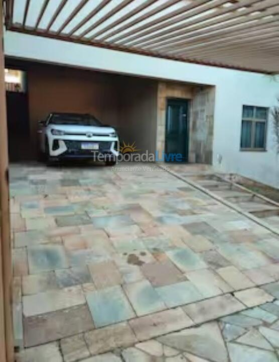 Casa para aluguel de temporada em Campo Grande (Jardim dos Estados)