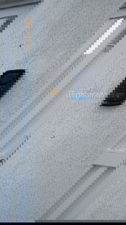 Apartamento para aluguel de temporada em Bertioga (Praia da Enseada)