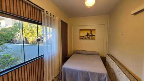 Apartamento de 2 habitaciones, piscina en la playa Inglés/Santinho