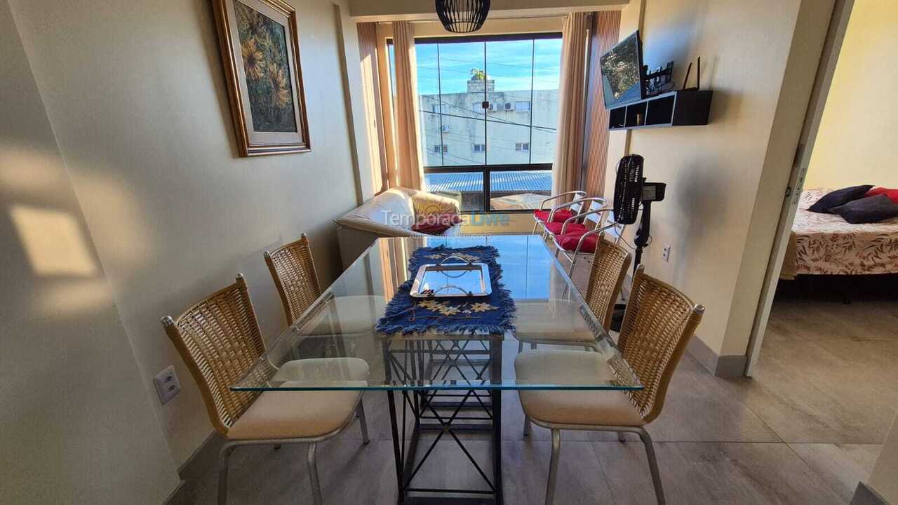 Apartamento para aluguel de temporada em Florianopolis (Praia dos Ingleses)