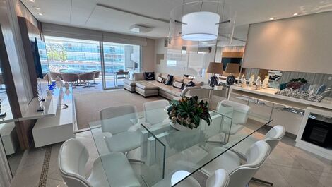 LINDISSIMO APTO VISTA MAR