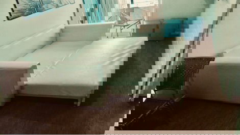 Precioso apartamento con vistas al mar.