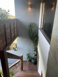 Casa superior ampla em lugar seguro, tranquilo e familiar.