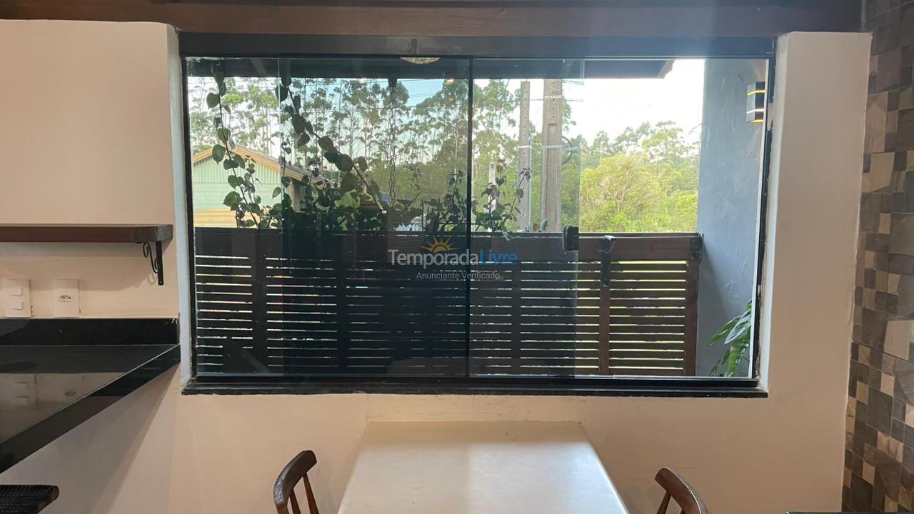 Casa para aluguel de temporada em Imbituba (Praia de Ibiraquera)