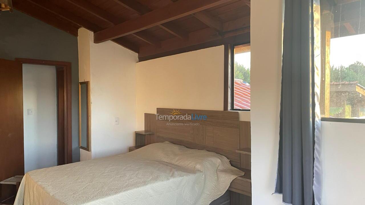 Casa para aluguel de temporada em Imbituba (Praia de Ibiraquera)