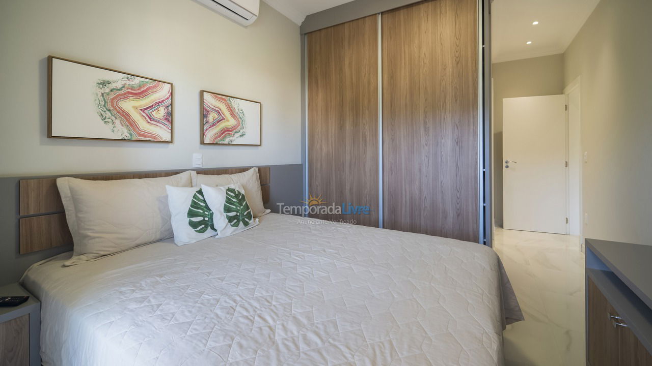 Apartamento para aluguel de temporada em Bombinhas (Mariscal)