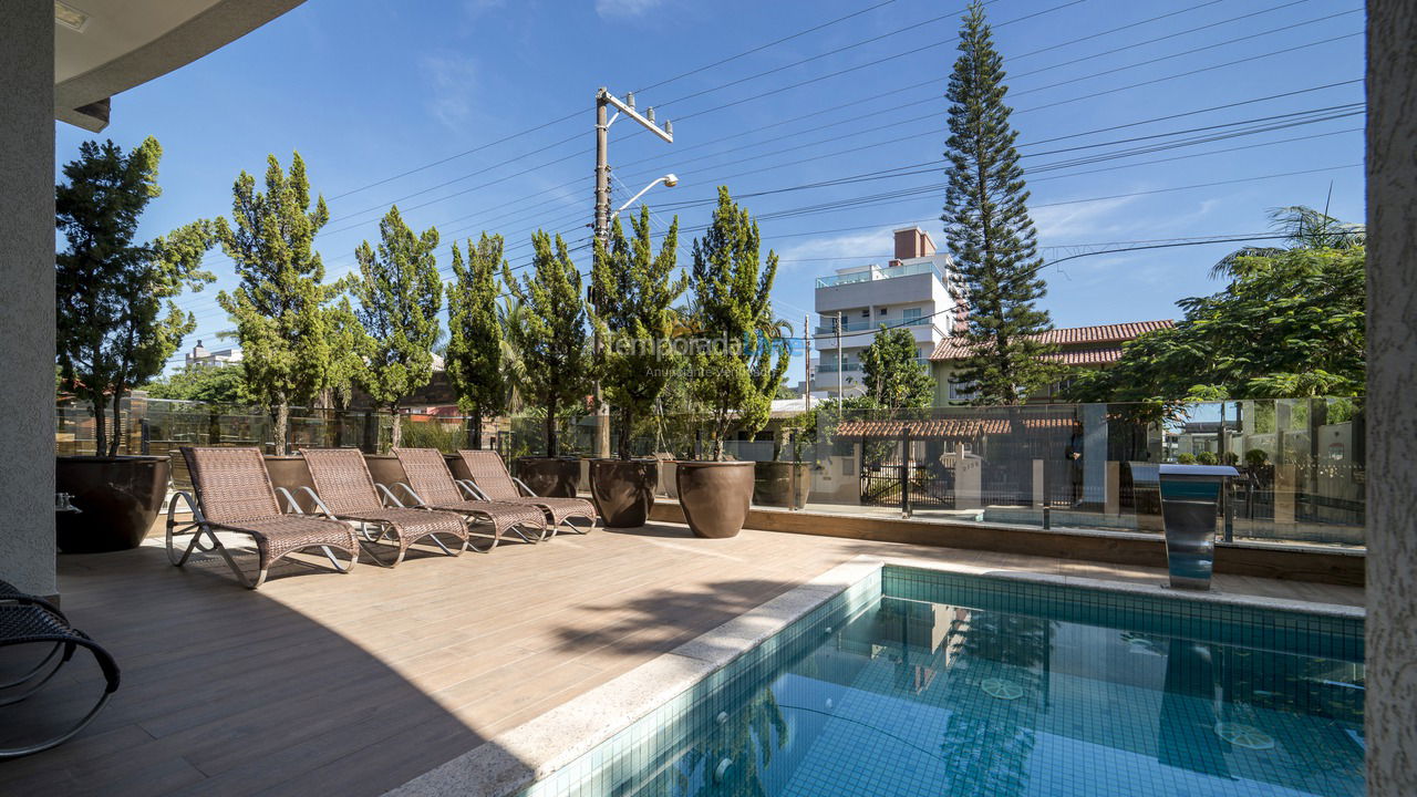 Apartamento para aluguel de temporada em Bombinhas (Mariscal)