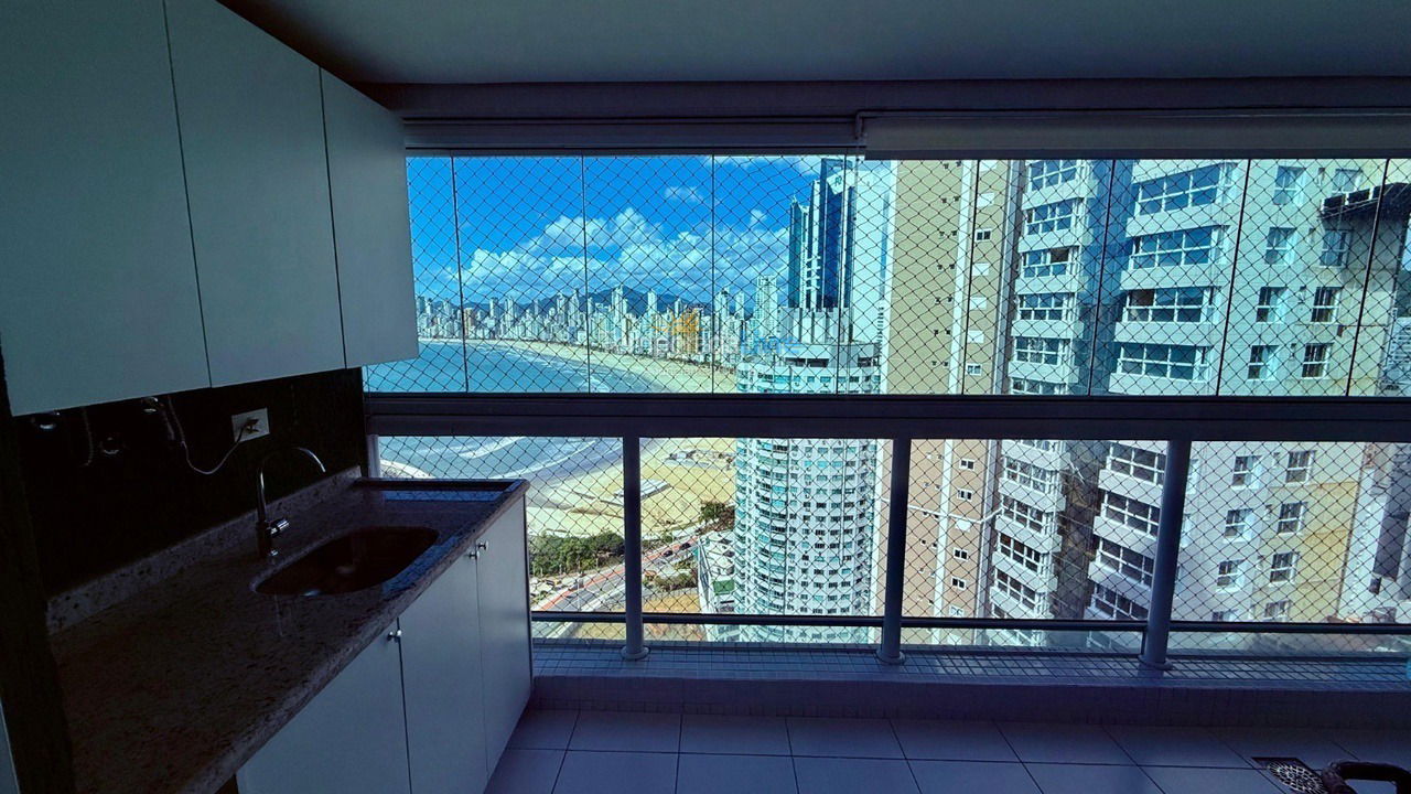 Apartamento para aluguel de temporada em Balneário Camboriú (Praia Central)