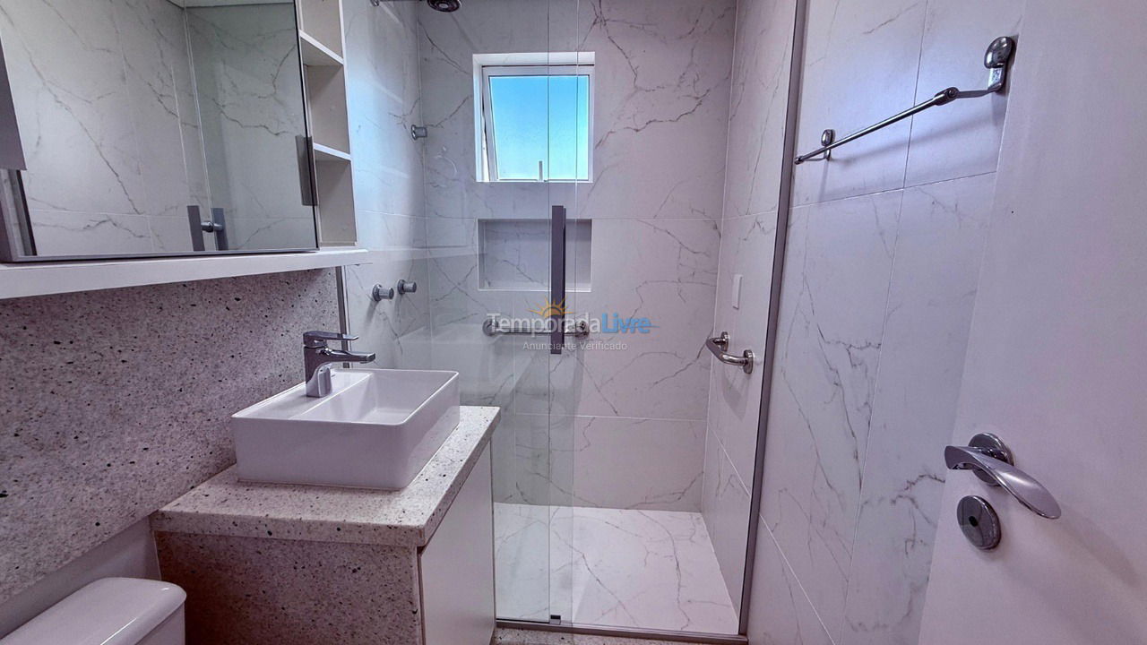 Apartamento para aluguel de temporada em Balneário Camboriú (Praia Central)