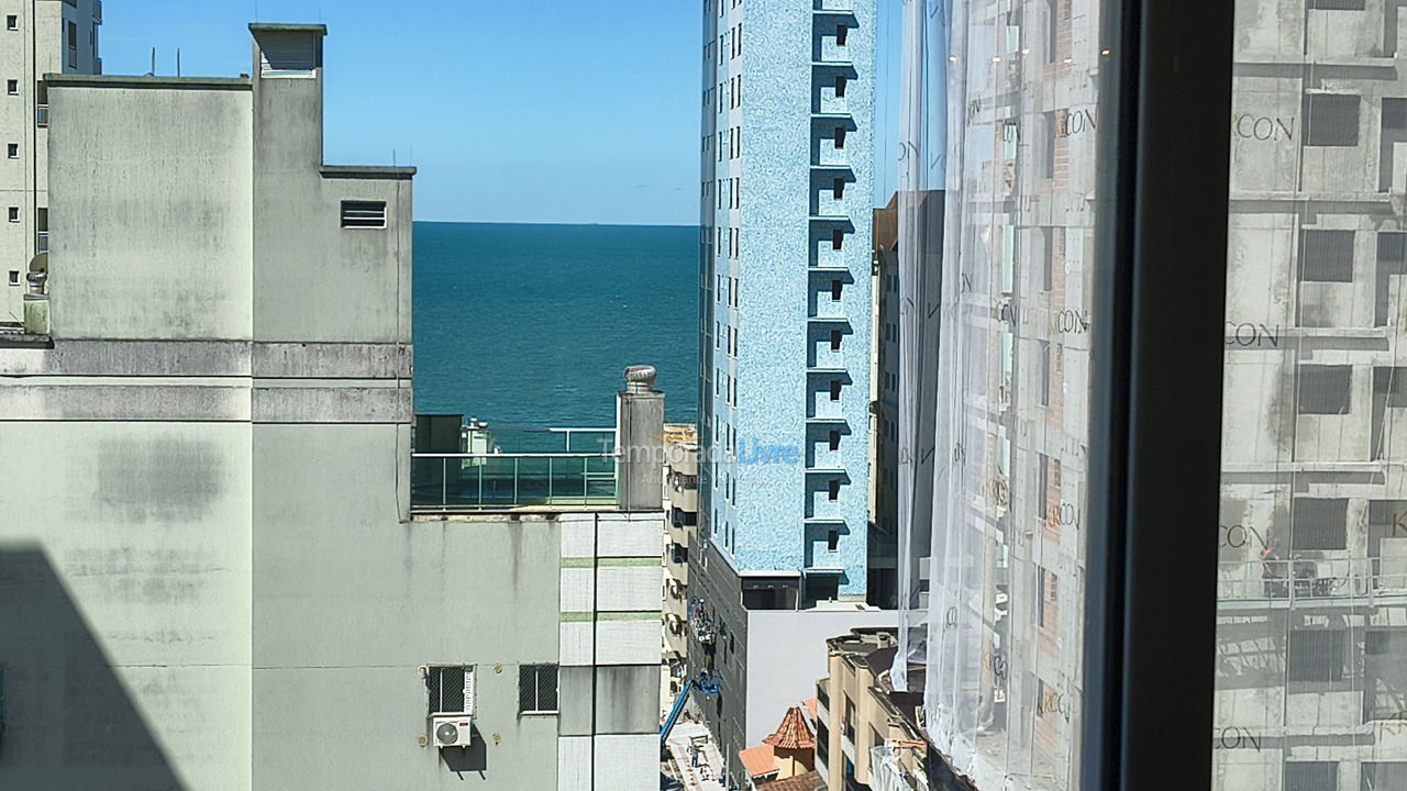 Apartamento para aluguel de temporada em Itapema (Meia Praia)