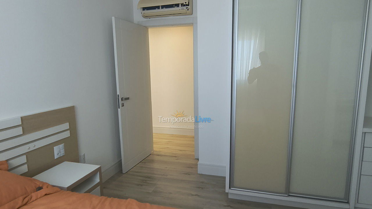 Apartamento para aluguel de temporada em Itapema (Meia Praia)