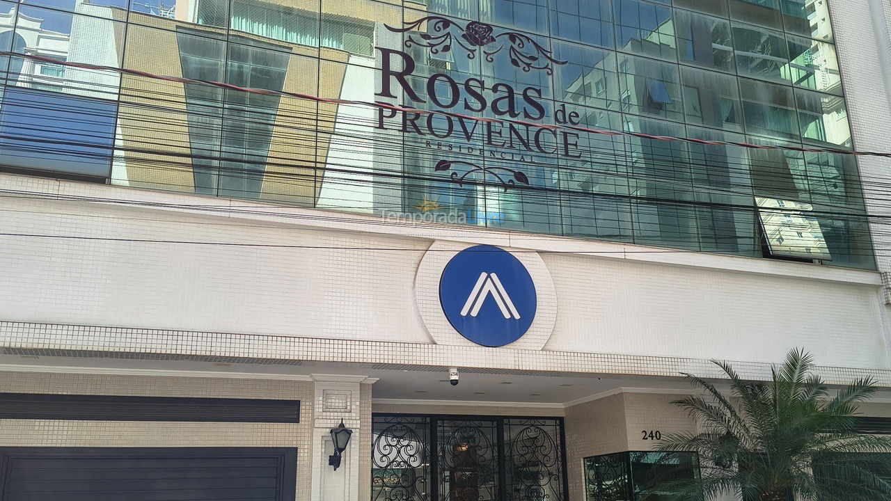 Apartamento para aluguel de temporada em Itapema (Meia Praia)