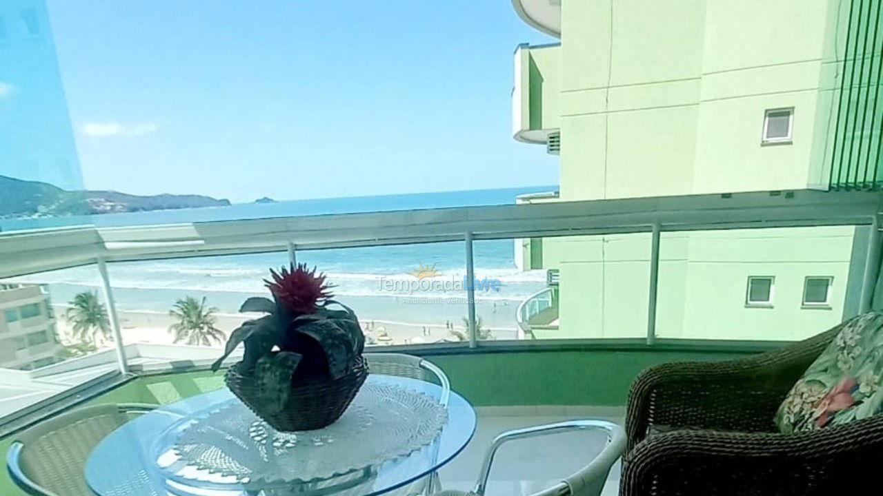 Apartment for vacation rental in Itapema (Meia Praia)