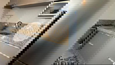 Apartamento a pocos metros de la playa de Mariscal.