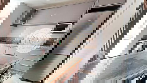 Apartamento a pocos metros de la playa de Mariscal.