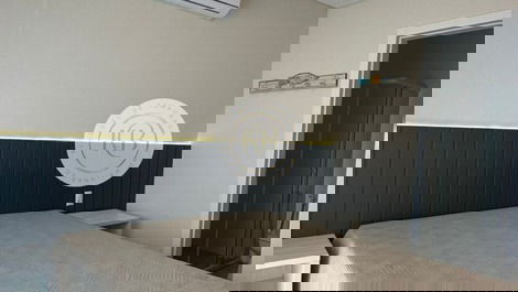 Apartamento a pocos metros de la playa de Mariscal.