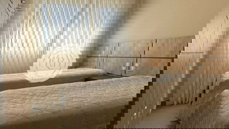 Apartamento a pocos metros de la playa de Mariscal.