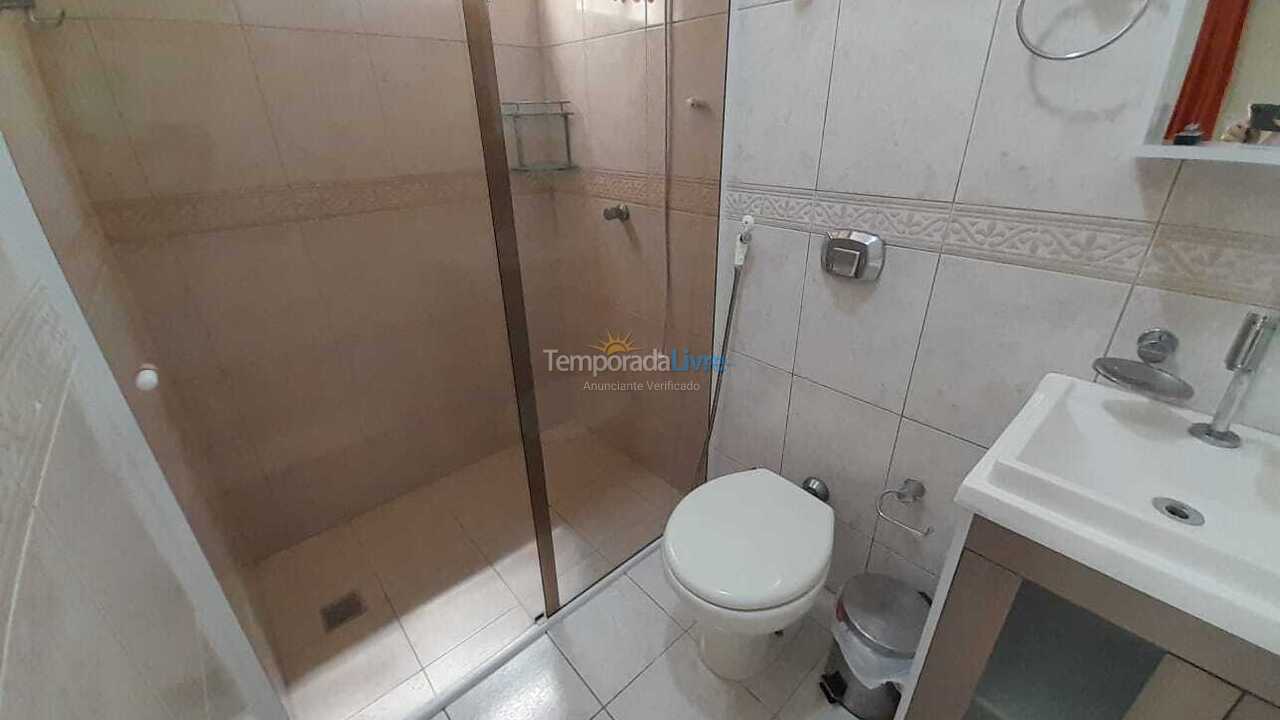 Apartamento para aluguel de temporada em Itapema (Meia Praia)