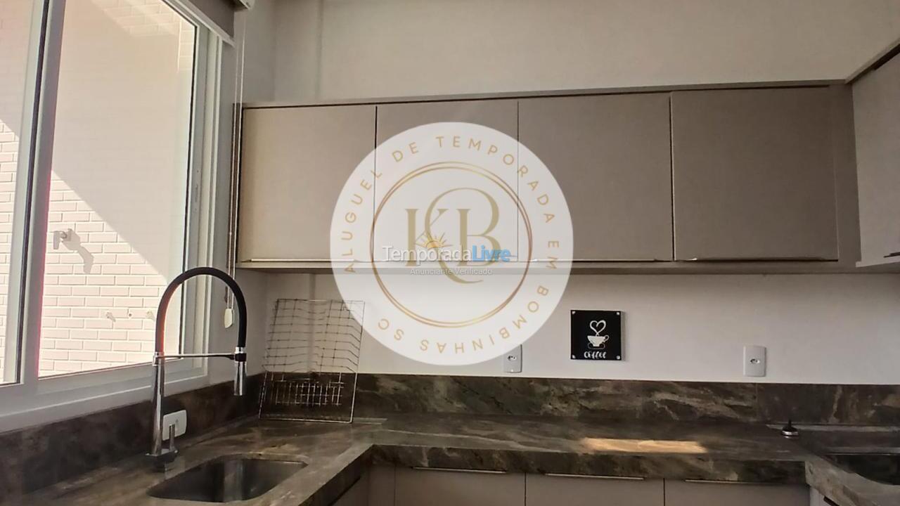 Apartamento para aluguel de temporada em Bombinhas (Canto Grande)