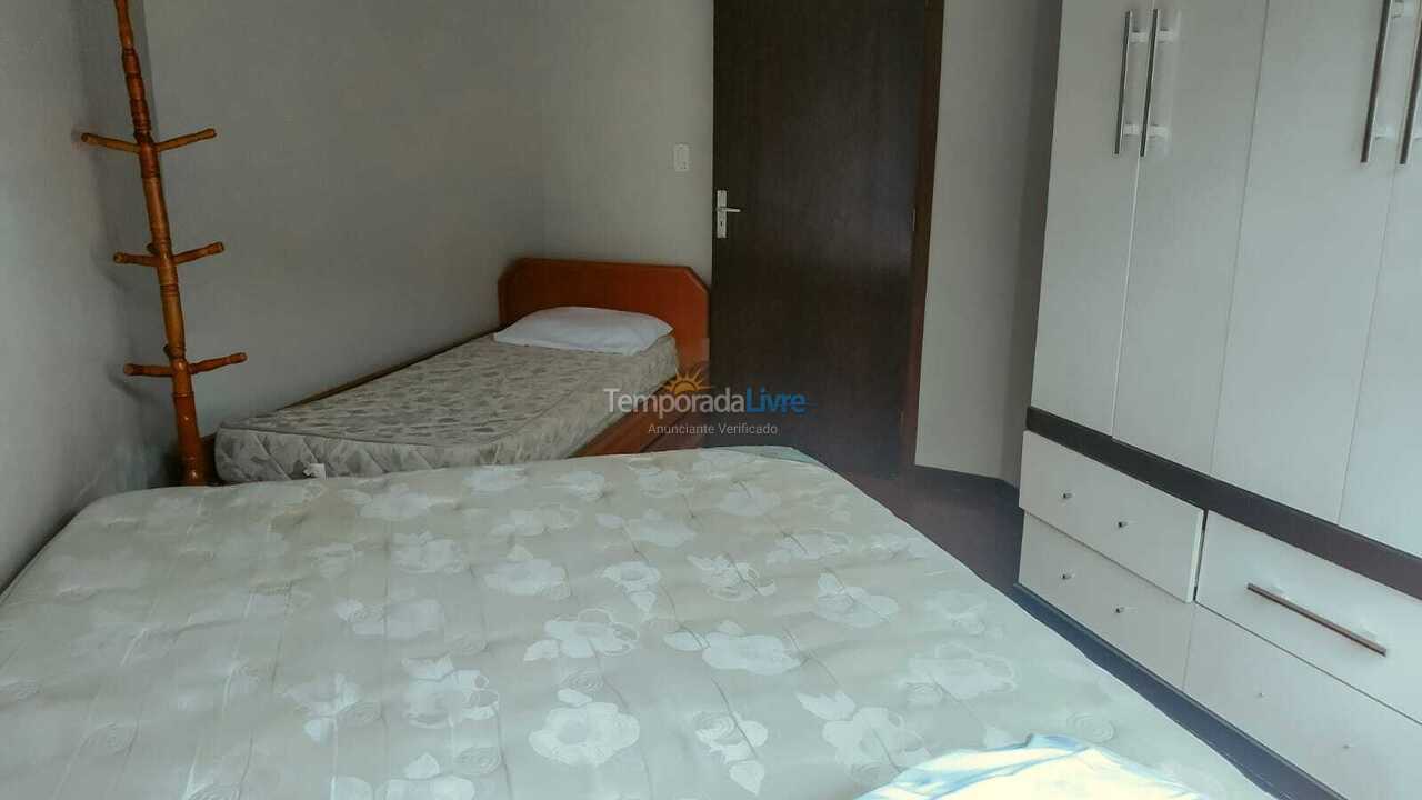 Casa para aluguel de temporada em Matinhos (Balneário de Gaivotas)