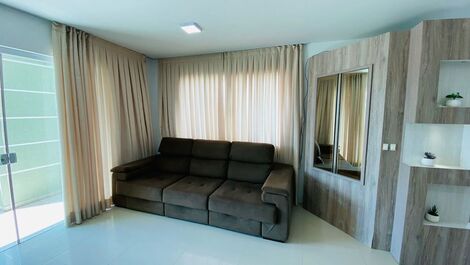 🌴 Comfortable penthouse just steps from Bombas beach